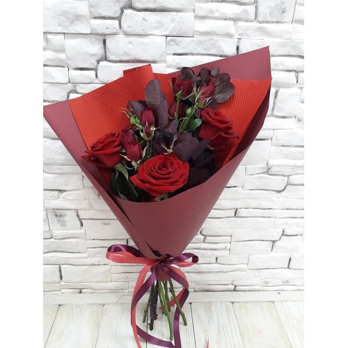 Купить на заказ Букет из 3 красных роз с доставкой в Алматы