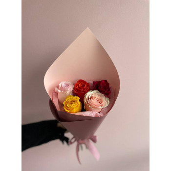 Bouquet of 5 mix roses